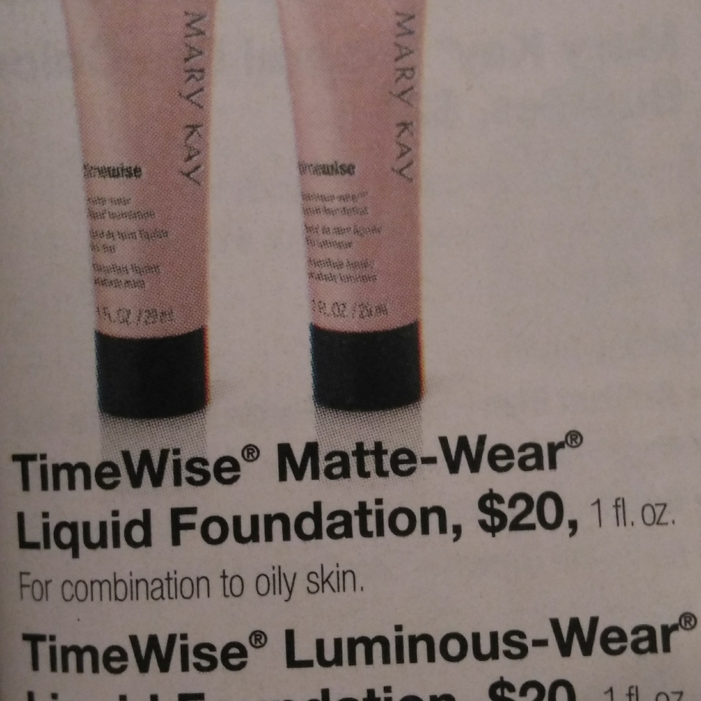 Luminous-Wear Liquid Foundation